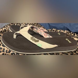 Sanuk Yoga Paradise 2 Women's Size 10~Paradise Palm Flip Flop